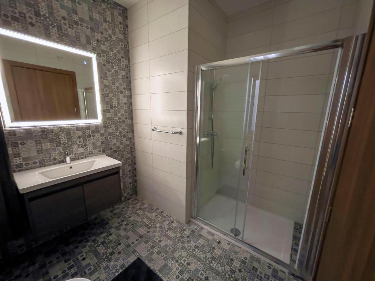 Close To Airport Apartment Zejtun Bagian luar foto